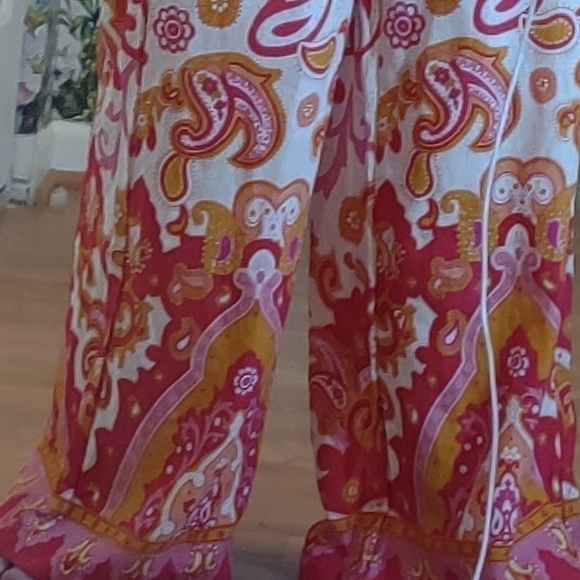 2 piece Haute Hippie - Picture 16 of 16